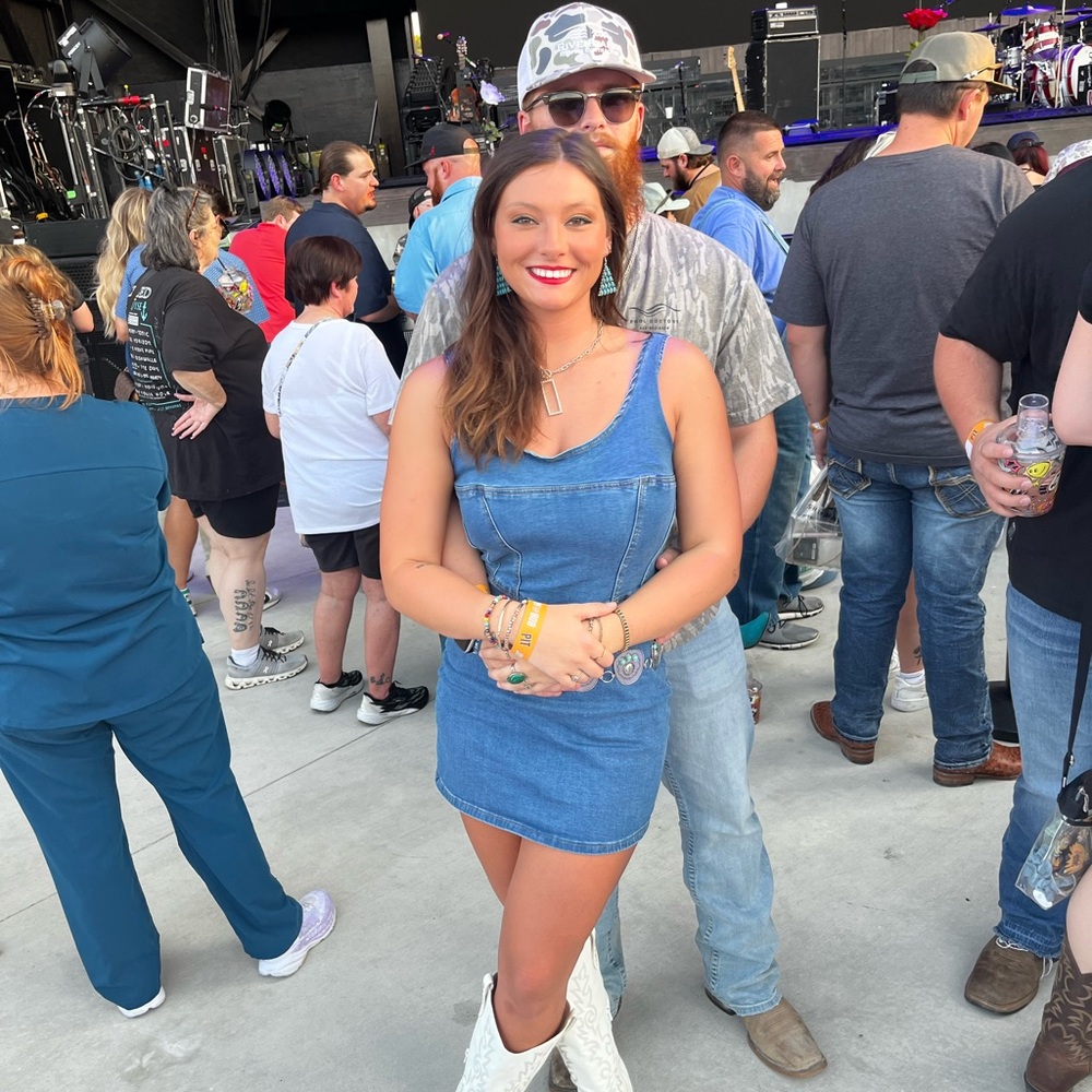 Meet your Posher, Landry